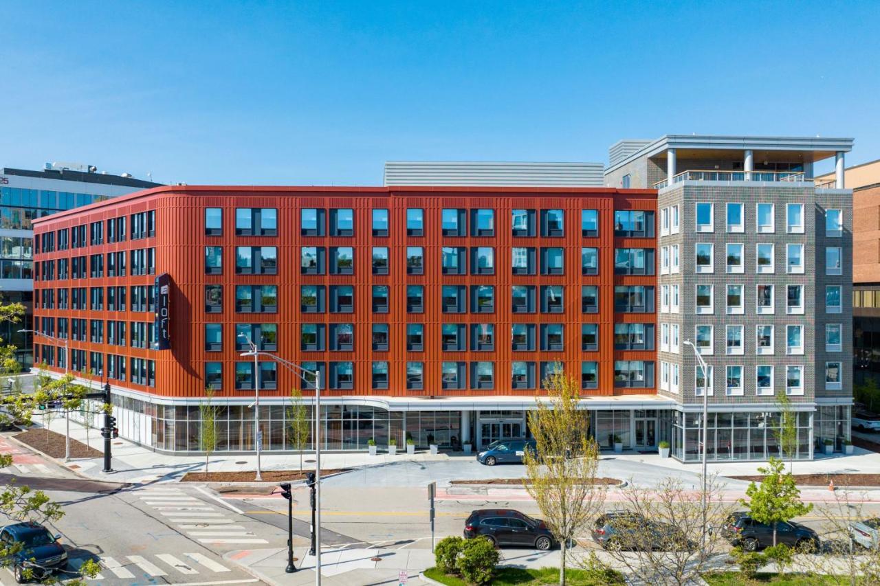 Aloft Providence Downtown Hotel Exterior photo